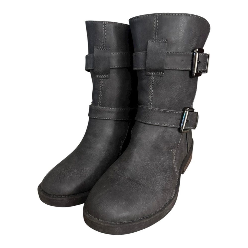 Stylish Grunge Gray Buckle Moto Boots No Zip Silver Buckles Size 7.5